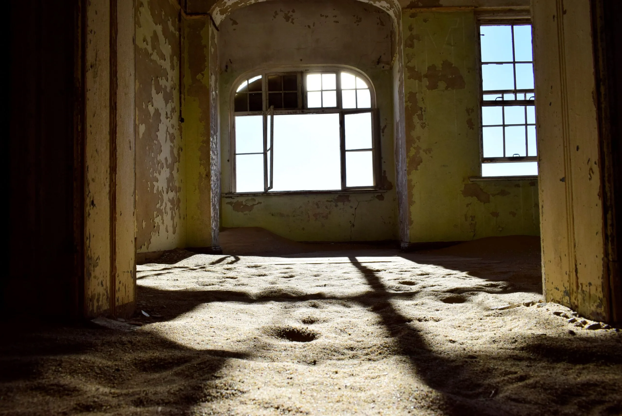 Kolmanskop — The Diamond Ghost Town